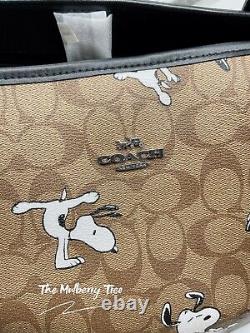 NWT Coach 6160 Limited Edition Peanuts City Tote In Signature With Snoopy Print
