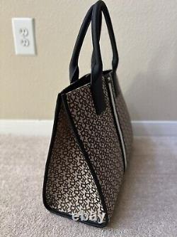 New With Tags DKNY Carlita Large Book Tote bag $228 Retail Price