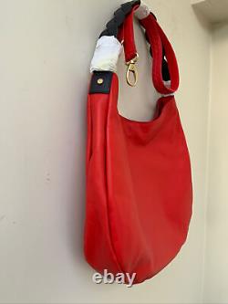 Sac à bandoulière en cuir souple rouge corail et marine de designer 'Lingfield' neuf avec étiquette, prix de vente recommandé de £180